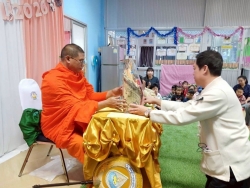 LINE_ALBUM_กิจกรรมทำบุญส่งท้ายปีเก่า ศพด_30 ธ_ค_ 68_260105_.jpg - ศูนย์พัฒนาเด็กเล็กเทศบาลตำบลสันป่าตอง จัดโครงการเรียนรู้สู่โลกกว้าง อนุบาลวัยใส(กิจกรรมทำบุญส่งท้ายปีเก่าต้อนรับปีใหม่) | https://www.sanpatong.go.th